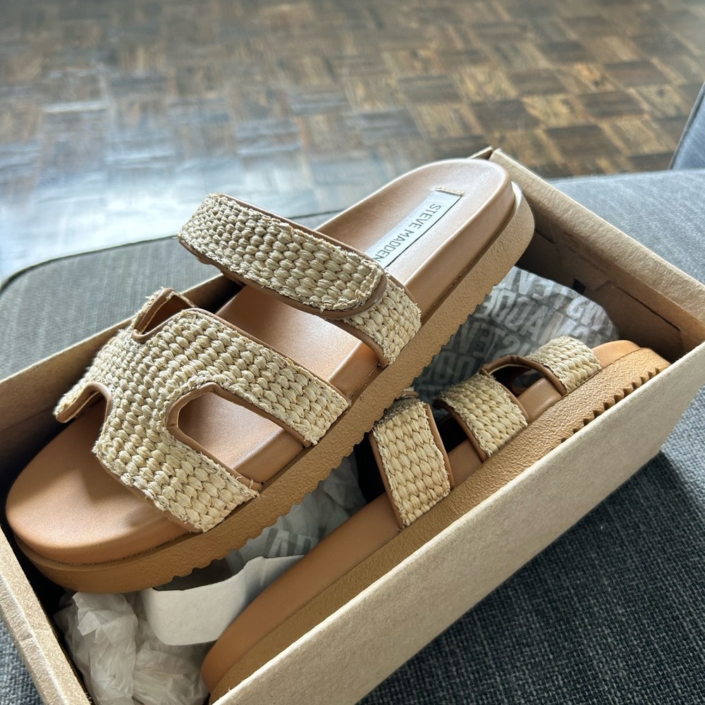 Steve Madden Mayven sandals